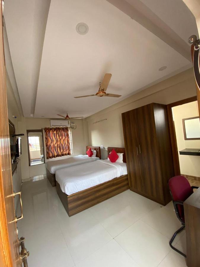 Hotel Renuka Višákhapatnam Exteriér fotografie